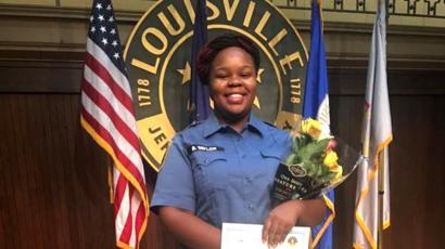 2 Louisville officers shot amid Breonna Taylor protests